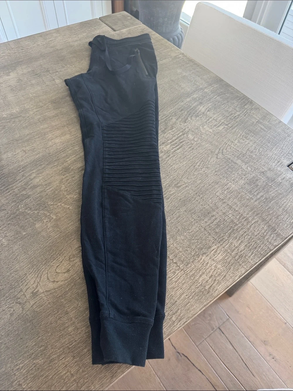 Alo Black Ribbed Panel Joggers